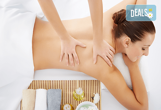 Класически, релаксиращ или болкоуспокояващ масаж с ароматни масла на цяло тяло във фризьоро-козметичен салон Вили - Снимка 1