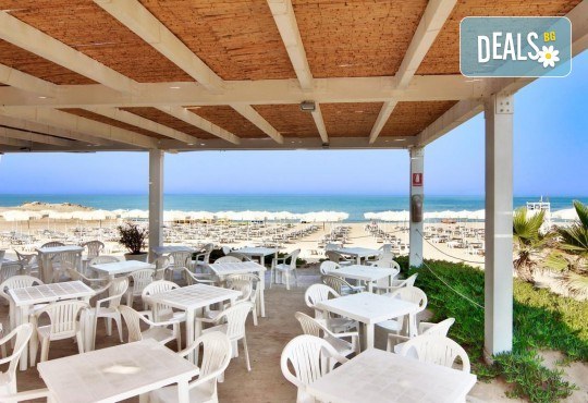 7 нощувки в ТОП хотел Аthena Resort 4*, Сицилия, с един от най-хубавите плажове на острова и отлична оценка за изхранването, с полет от София!! Възможност за много допълнителни екскурзии от Абакс - Снимка 3