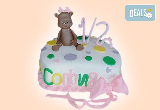 Торта за бебе! Детска фигурална торта 1/2 за бебоци на шест месеца от Сладкарница Джорджо Джани - Снимка 1