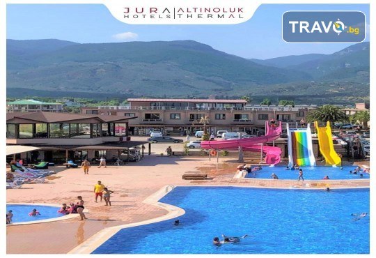 Нова Година в Jura Hotels Altinoluk Thermal 4*! Пакет 3/4 нощувки, закуски, вечери, гала вечеря, DJ, ползване на басейн и СПА, безплатно за дете до 12.99 г, възможност за транспорт от Голдън Вояджес! - Снимка 5