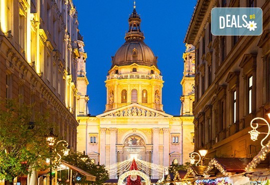 Преди Коледа във Виена и Будапеща: 3 нощувки със закуски, транспорт и водач-екскурзовод - Снимка 4