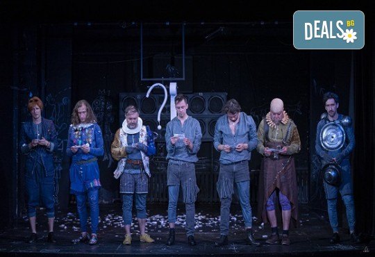 Трагедия дел арте по Уилям Шекспир! Гледайте Шекспирин по време на пандемия в Малък градски театър Зад канала на 29-ти януари (понеделник) - Снимка 13