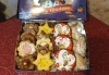 3 бр. декорирани Коледни меденки и 14 бр. големи маслени сладки, майсторска изработка от Сладкарница Джорджо Джани - thumb 2