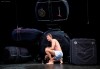 Гледайте съвеменната английка пиеса Джъмпи на 5-ти март (вторник) в Малък градски театър Зад канала - thumb 7