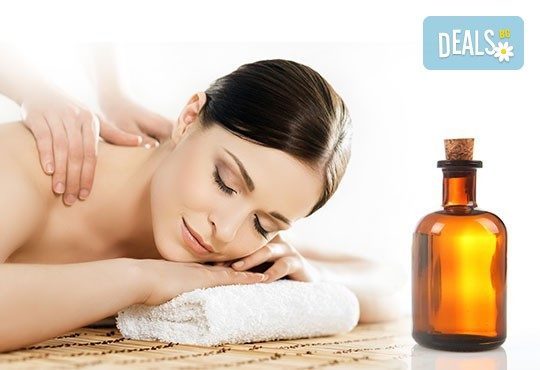 Оздравителен масаж на гръб с благоуханни масла за релакс, здраве и облекчаване на болките в гърба, Senses Massage & Recreation - Снимка 1