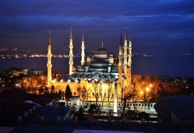 Екскурзия до Истанбул - пленяващ и вдъхновяващ! 2 нощувки, закуски и транспорт от Неврокоп Травел - Снимка