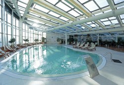 Септемврийски празници в хотел Eser Premium Hotel & Spa, Buyukcekmece! 2 нощувки, закуски, вечери, СПА и транспорт от Дениз Травел - Снимка