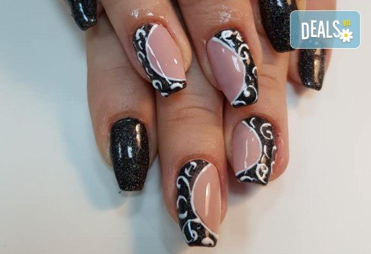 Красив маникюр с гел лак Black Bottle, CND в от Art beauty studio S&D - Снимка 21