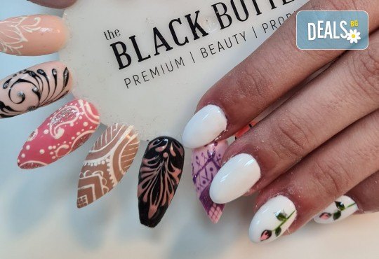 Маникюр с гел лак Black Bottle, CND, Star Nails, 2 рисувани декорации и сваляне в Art beauty studio S&D - Снимка 46