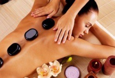 Тайландски SPA пакет! 90 мин. тайландски масаж на цяло тяло + масаж на стъпала, лице и глава + Hot Stone терапия в GreenHealth - Снимка