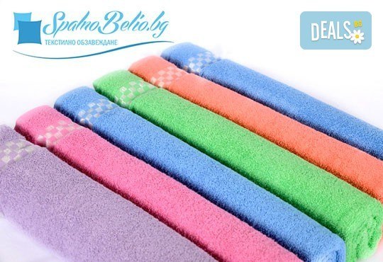 Нежна прегръдка с мека хавлиена кърпа за баня или плаж, размер 100/150 см, цвят по избор от SPALNOBELIO.BG! - Снимка 2