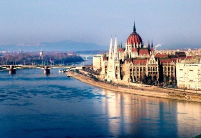 За 3-ти март - екскурзия до Будапеща с Вени Травел! 2 нощувки, 2 закуски и 1 вечеря в хотел 3*, транспорт и възможност за 1 ден във Виена!