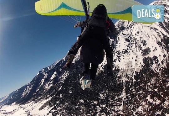 Височинен тандемен полет с парапланер от до 2000 метра - свободно летене от Витоша, Сопот, Беклемето или Конявската планина със заснемане с HD аction камера от Dedalus Paragliding Club! - Снимка 3