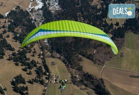 Височинен тандемен полет с парапланер от до 2000 метра - свободно летене от Витоша, Сопот, Беклемето или Конявската планина със заснемане с HD аction камера от Dedalus Paragliding Club! - Снимка 1