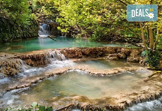 Еднодневна екскурзия до Деветашката пещера, Крушунските водопади и Ловеч с транспорт и екскурзовод от агенция Поход! - Снимка 3