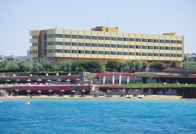 Гореща лятна почивка в Hotel Babaylon 4*, Чешме, Турция! 7 нощувки на база All Inclusive, транспорт и водач от Травел мания - Снимка