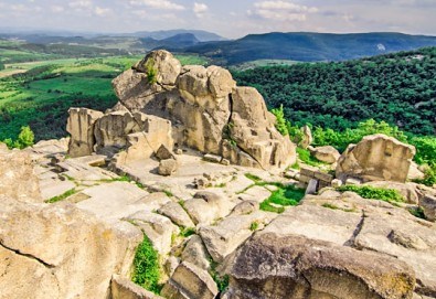 Екскурзия в Източните Родопи, Перперикон и Златоград, с Бек Райзен! 1 нощувка със закуска и вечеря в хотел 3*, транспорт и екскурзовод - Снимка